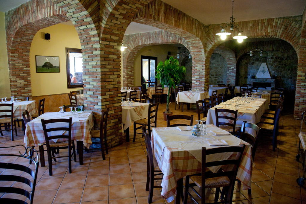 Masseria Rocca Di Gonato Castelbuono  Exterior photo